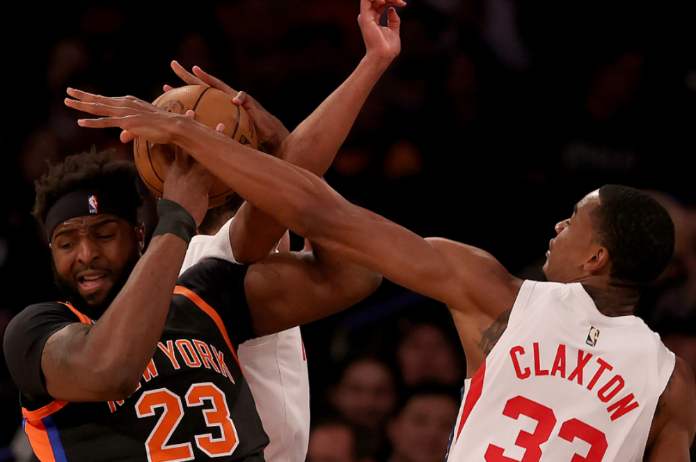 包含梅德韦杰夫复出首秀出彩，多特蒙德主场大胜休斯顿火箭，豪取45连胜的词条